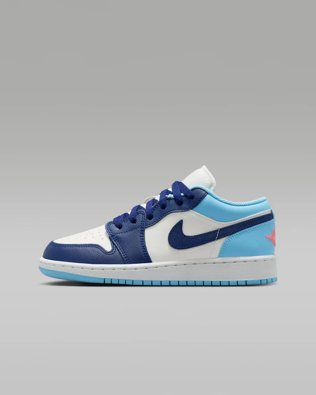 Air Jordan 1 Low Kinder Sneaker 553560-149 (Gr. 36 bis 39) ab 47,49 € inkl. Versand  (Nike Member) (statt 70,00 €)