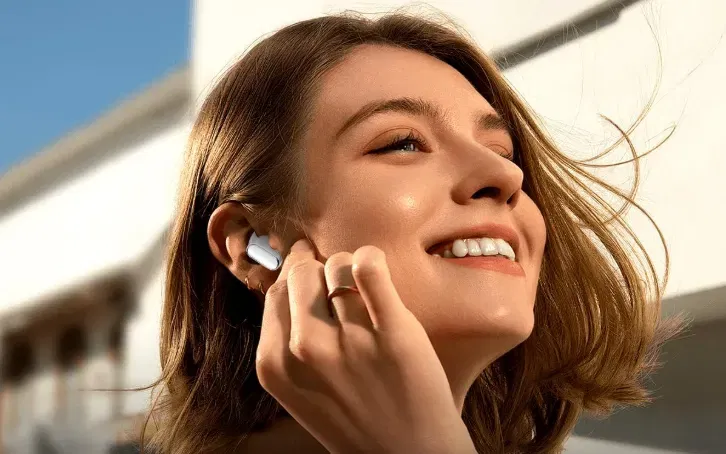 Schnäppchen, Deals Und Rabattcodes Des Tages - Blackview Wireless Earbuds Bluetooth Kopfhörer Airbuds 20 Ear Buds Bluetooth 5.4 Deep Bass Noise Cancelling