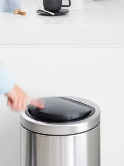 Brabantia Touch Bin Muelleimer Matt Steel 30 l Angebote iBOOD 12 19 2025 06 23 AM Schnäppchen, Deals Und Rabattcodes Des Tages: Brabantia Touch Bin Mülleimer Matt Steel 30 L