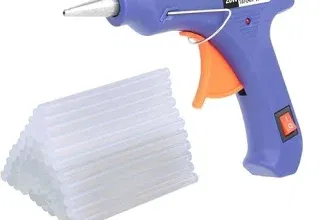 Heißklebepistole 20W (mit 60 Stück Heißklebesticks) für 5,99 € inkl. Prime-Versand (statt 9,00 €)