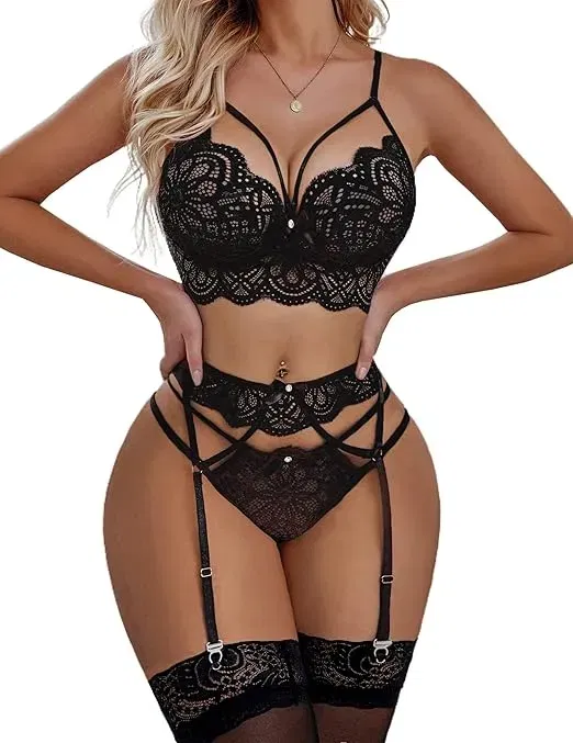 Lucyme Damen Dessous Set Flirty (6 Farben, Gr. XS bis XXL) für 4,99 € inkl. Prime-Versand (statt 9,99 €)