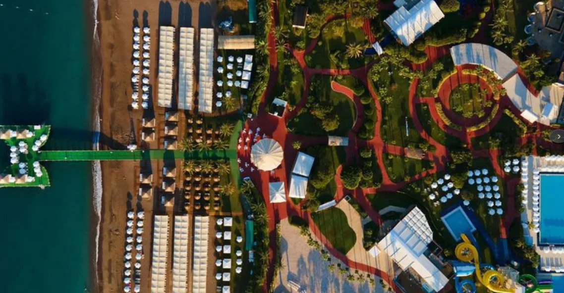 Miracle Resort Hotel 12 14 2025 08 28 PM 1 Schnäppchen, Deals Und Rabattcodes Des Tages - Luxuriöses Miracle Resort Hotel