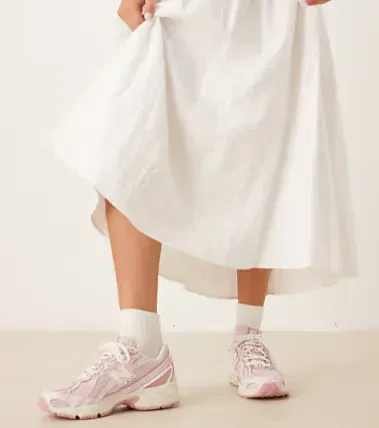 New Balance – 740 – U740PP2 (Gr. 37 bis 39,5 & 42,5) für 84,00 € inkl. Versand (statt 120,00 €)