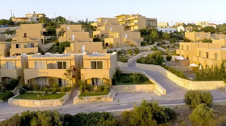 RG Village Crete in Rethymno Kreta weloveholidays 12 09 2025 10 50 AM Schnäppchen, Deals Und Rabattcodes Des Tages - Bild Einer Idyllischen Village In Rethymno, Kreta