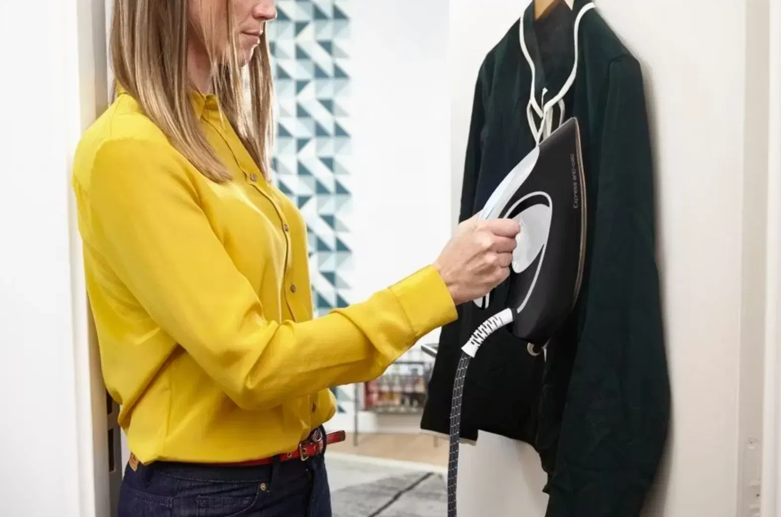 Schnäppchen, Deals Und Rabattcodes Des Tages - Tefal Sv8055 Express Anti-Calc Bügelstation