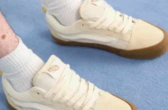 Vans – Knu Skool UNISEX – Sneaker Low – Beige für 27,75 € inkl. Versand (statt 52,45 €)