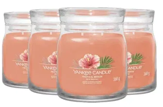 Yankee Candle Duftkerze mit 2 Dochten Tropical Breeze (50 Brennstunden, 4x368g- 8 weitere versch. Düfte) für 55,90 € inkl. Versand (statt 82,52 €)