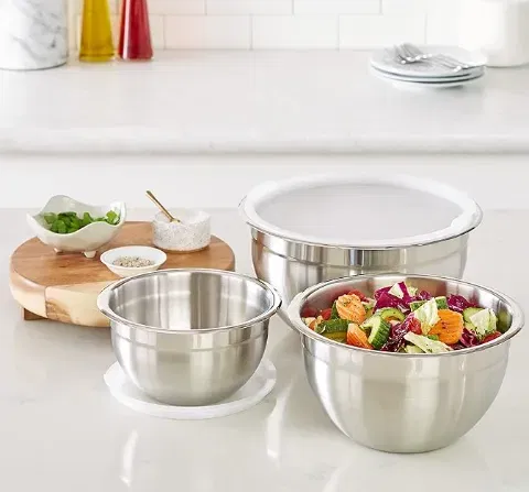 Amazon Basics Rührschüsseln 1.5 quarts Edelstahl Set Silber (3-teilig) für 15,74 € inkl. Prime-Versand (statt 23,23 €)