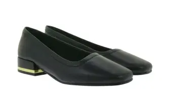 Clarks Seren 30 26167389 Schwarz (Gr. 36 bis 41) für 39,99 € inkl. Versand (statt 69,42 €)