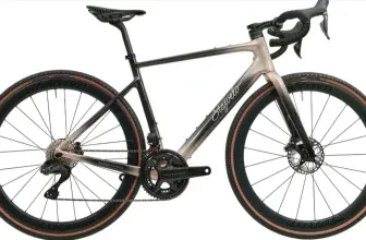 High-End Gravel Bike Stajvelo Roccheta Allroad mit Shimano Ultegra Di2 für 3329,98 € statt 5800€ (7,9 KG)