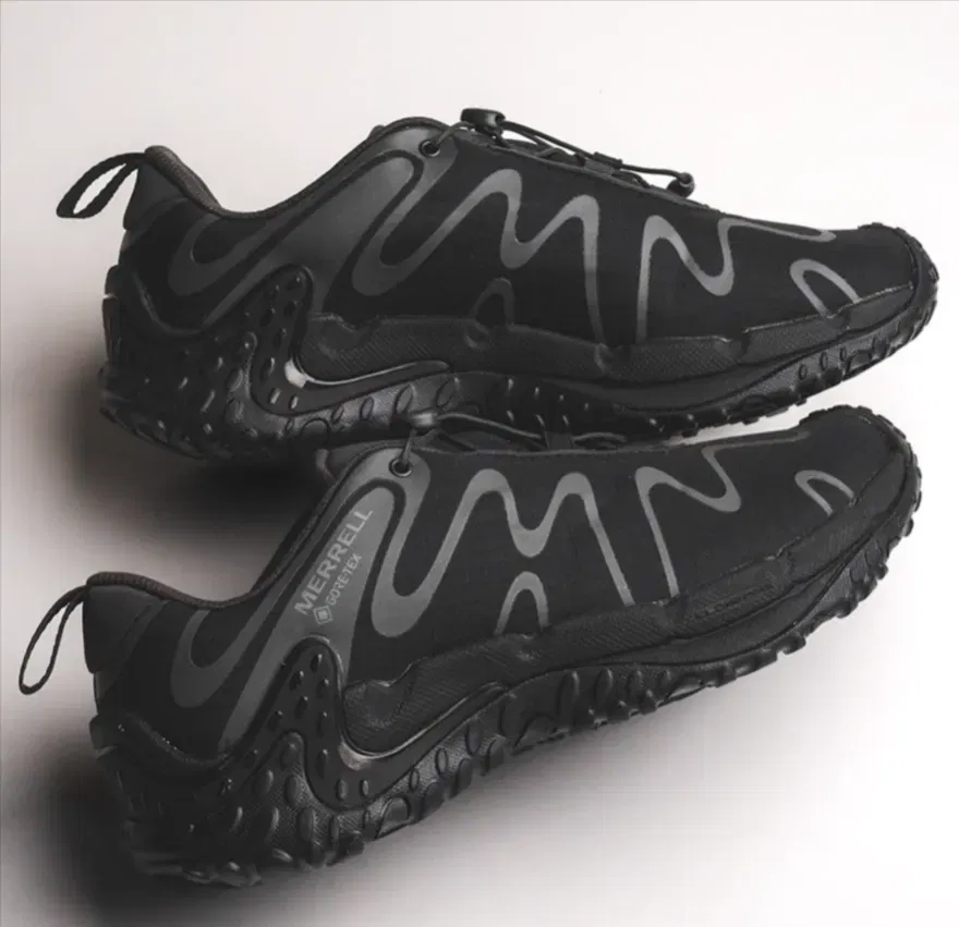 Merrell Cham Redux Storm Gore-Tex Black  Graphite J2007585 (Gr. 41 bis 47) für 77,63 € inkl. Versand (statt 105,00 €)