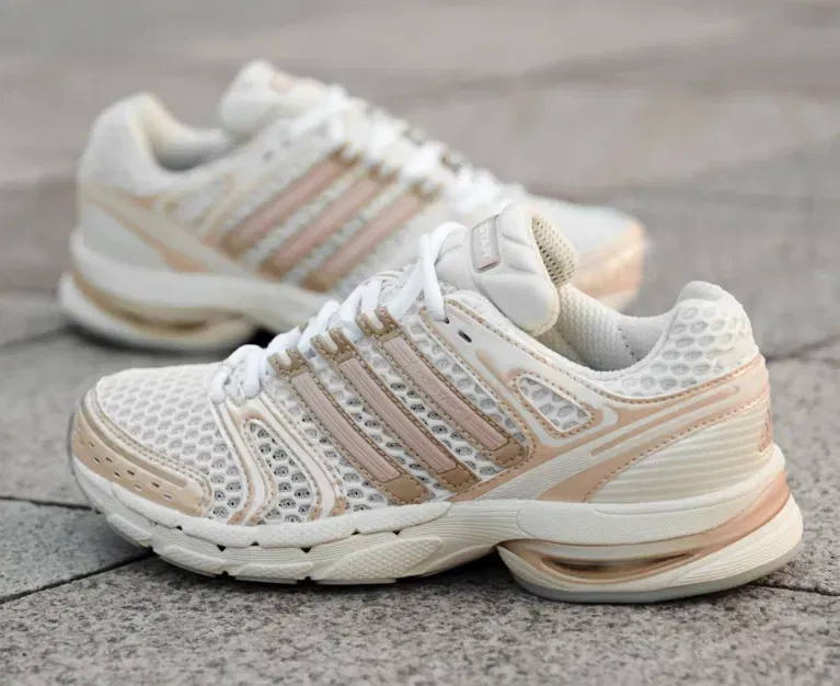 Schnäppchen, Deals Und Rabattcodes Des Tages - Adidas Adistar Control 5 W Sneaker