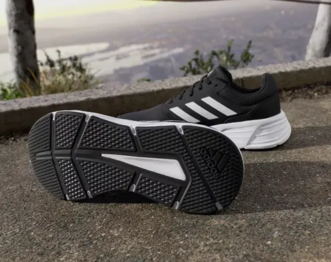 Schnäppchen, Deals Und Rabattcodes Des Tages: Adidas Galaxy 6 Laufschuh Schwarz