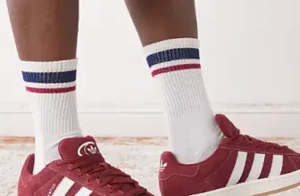 Schnäppchen, Deals und Rabattcodes des Tages: Adidas Originals Campus Sneaker in Kastanienbraun und Weiß