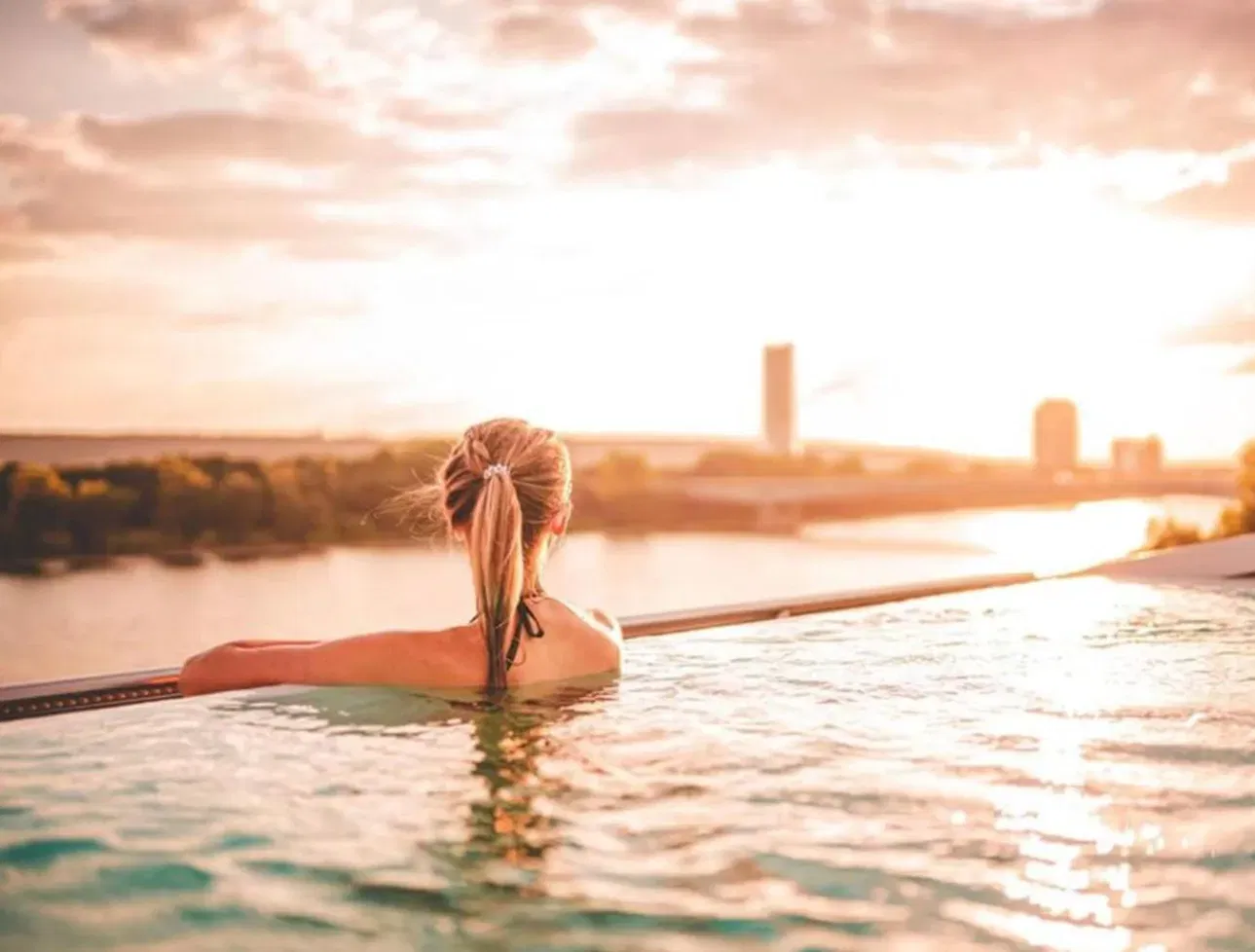 Wellness & Städtetrip in Bonn – 5* Kameha Grand: 1 ÜN für 2 Personen inkl. Frühstück, Sauna & Pool für 129 €