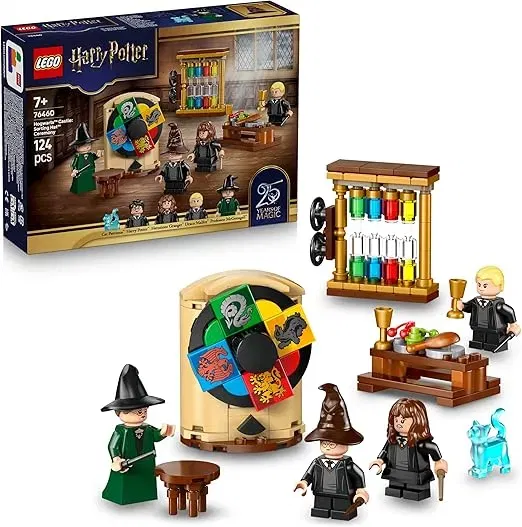 LEGO Harry Potter Hogwarts Schloss: Zeremonie des Sprechenden Hutes (76460) für 10,52 € inkl. Prime-Versand