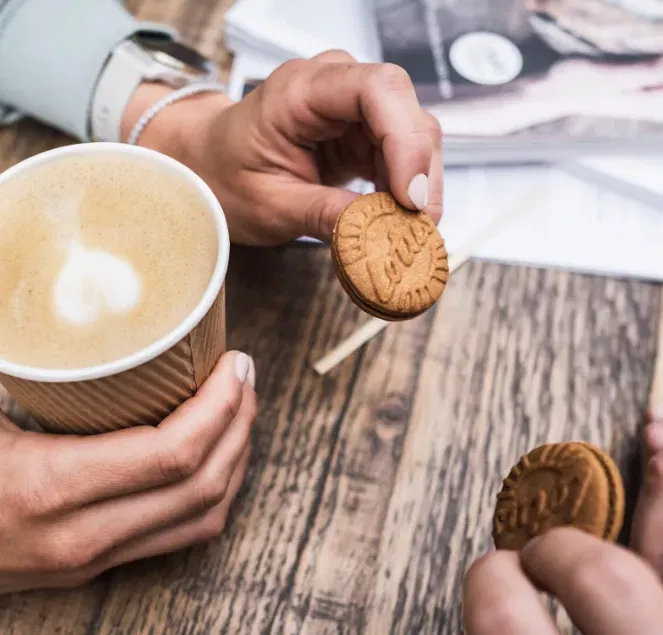 Schnäppchen, Deals Und Rabattcodes Des Tages - Lotus Biscoff Sandwich Doppelkekse Mit Biscoff Cremefüllung