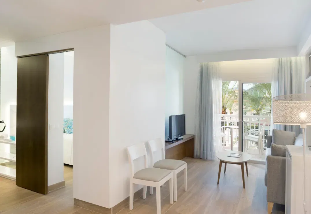 Mar Hotels Playa Mar and Spa in Puerto Pollensa Mallorca Schnäppchen, Deals Und Rabattcodes Des Tages - Luxuriöses Mar Hotels Playa Mar And Spa In Puerto Pollensa Mallorca