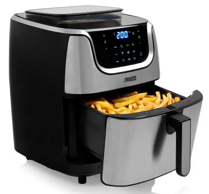 Princess Heißluftfritteuse mit Dampffunktion (6,5 l 1.700 W) für 41,90 € inkl. Versand (statt 84,99 €)