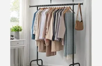 SONGMICS Kleiderständer auf Rollen für 24,99 € inkl. Versand