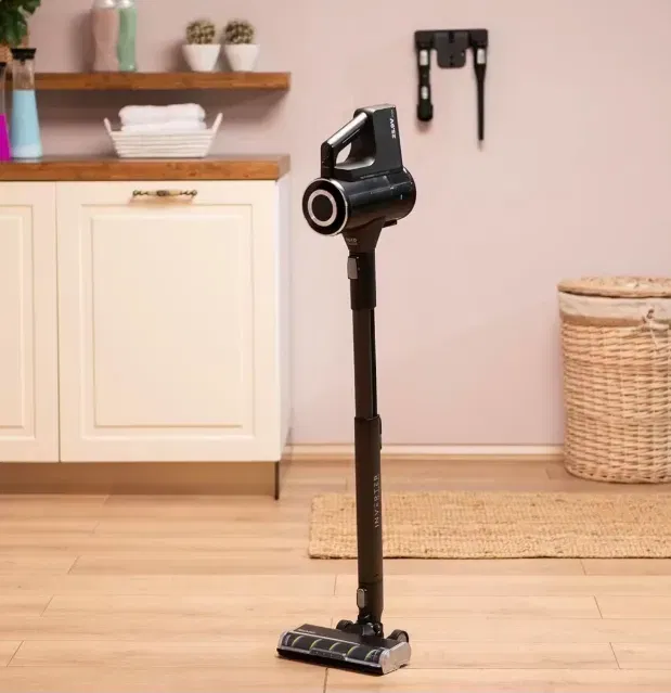 Schnäppchen, Deals Und Rabattcodes Des Tages - Sharp Savp5521Bs Akku Staubsauger