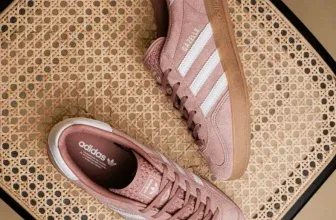 adidas Gazelle Indoor W Warm Clay Cloud White Gum JS1397 (Gr. 36 bis 39 1/3) für 58,73 € inkl. Versand (statt 74,94 €)