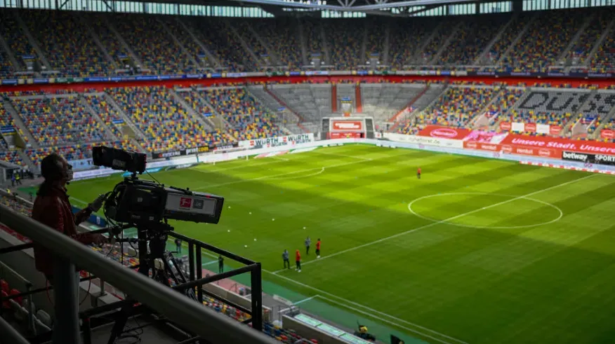 Kostenlose Bundesliga-Tickets für Schiedsrichter: So sichert Ihr Euch die begehrten Stadionplätze