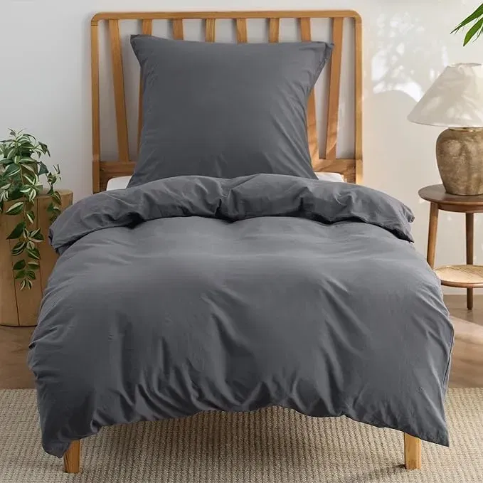 BEDSURE Bettwäsche-Set Anthrazit 2-teilig (135 x 200 cm) für 12,74 € inkl. Prime-Versand