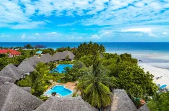 Bella Vista Resort Zanzibar - Luftaufnahme des Resorts am Strand