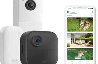 Die neue Blink-Kamera Outdoor 4 + Blink Videotürklingel (Weiß) Kabellose intelligente HD-Sicherheitskamera