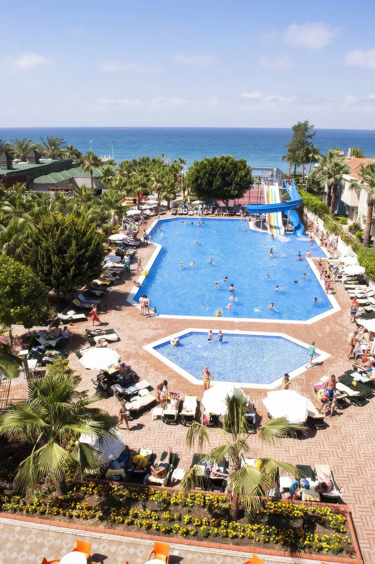 Schnäppchen, Deals Und Rabattcodes Des Tages - Luxuriöses Concordia Celes Hotel Mit Pool Und Strand