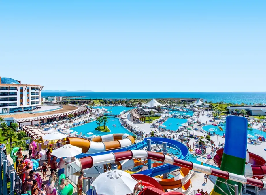 Schnäppchen, Deals Und Rabattcodes Des Tages - Hotel Aquasis Deluxe Resort Spa Poolanlage