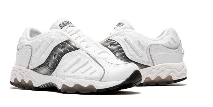 Weiße Laufschuhe Mit Grauen Akzenten