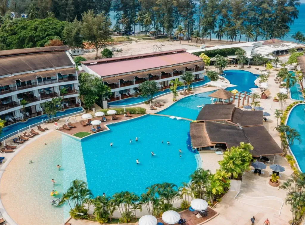 Thailand  Schnäppchen: 10 Tage im 4* TUI SUNEO Arinara Bangtao mit Frühstück ab 249€ p.P.