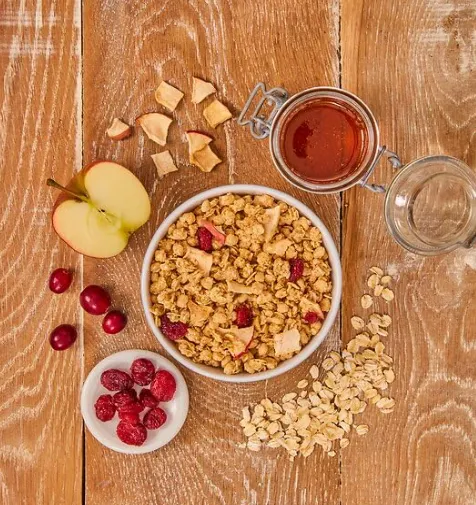 Schnäppchen, Deals und Rabattcodes des Tages - Dr. Oetker Vitalis Weniger Suess Knusper Frucht Knuspermuesli