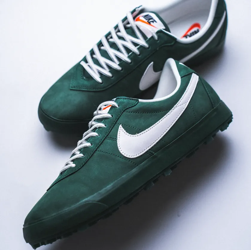 Nike Astrograbber Qs Fir And Phantom IH2341-300 (Gr. 37,5 bis 42,5)