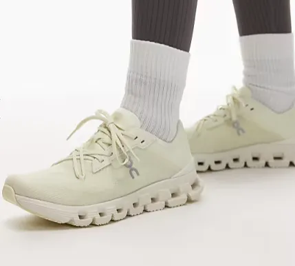 On – Cloud X 4 – Ad – Sportschuhe in Grün (Gr. 36 bis 42,5)