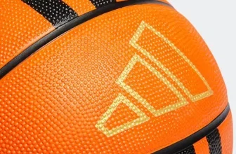 Schnäppchen, Deals und Rabattcodes des Tages: Adidas Unisex 3 Stripes Rubber X3 Basketball in Natural Black Gold Metallic