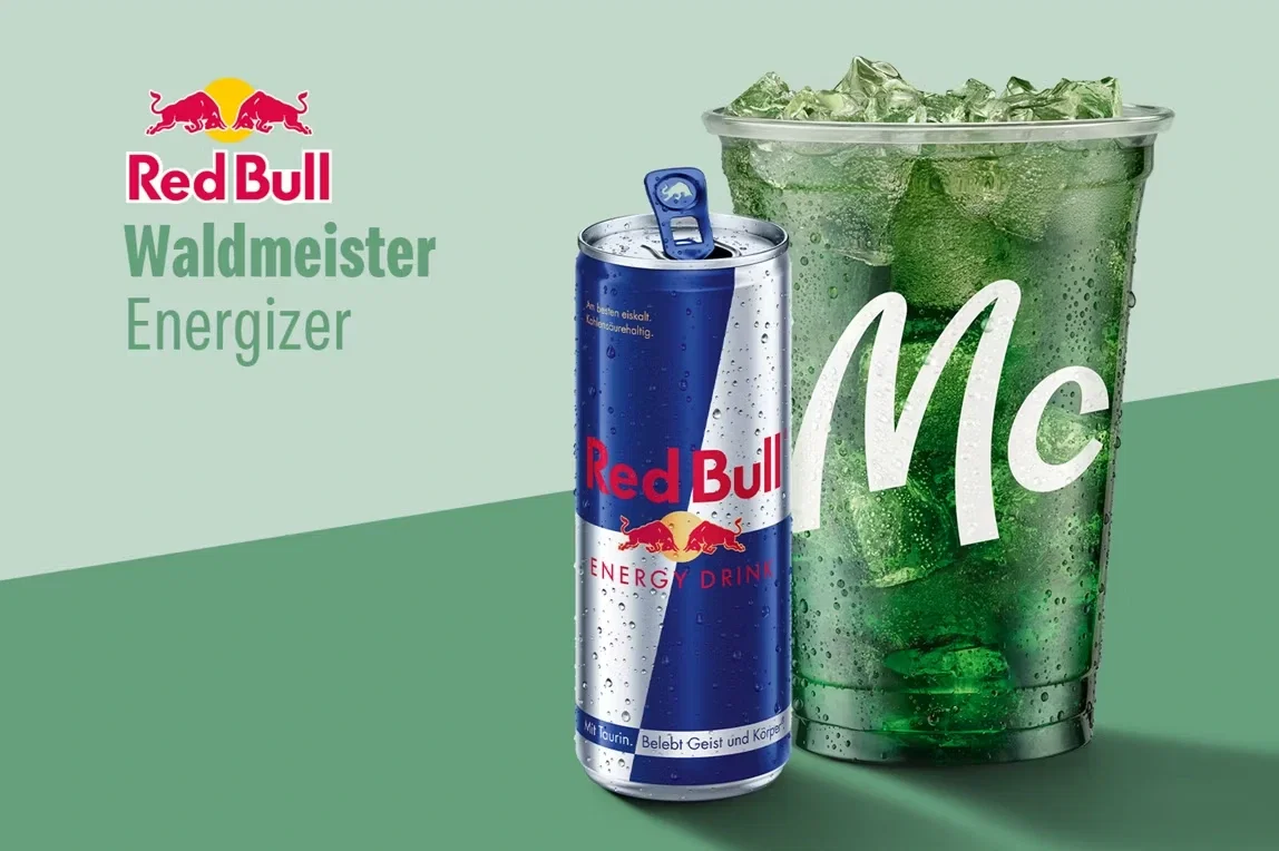 Red Bull Waldmeister Energizer von McDonald’s McCafé