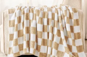 EMME Sherpa Kuscheldecke, kariert, beige