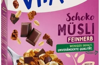 Eine rosa-weiße Müslischachtel mit Schokoladenstücken und Nüssen
