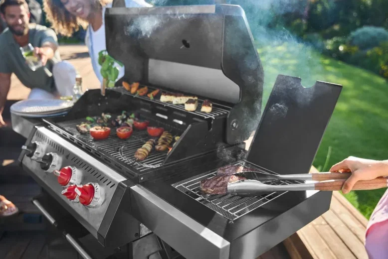 GRILLMEISTER Gasgrill 4 1 Keramikbrenner Lidl 06 28 2026 07 00 AM