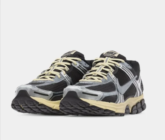 Nike Vomero 5 Gs IM9467-002 (Gr. 36,5 bis 40)
