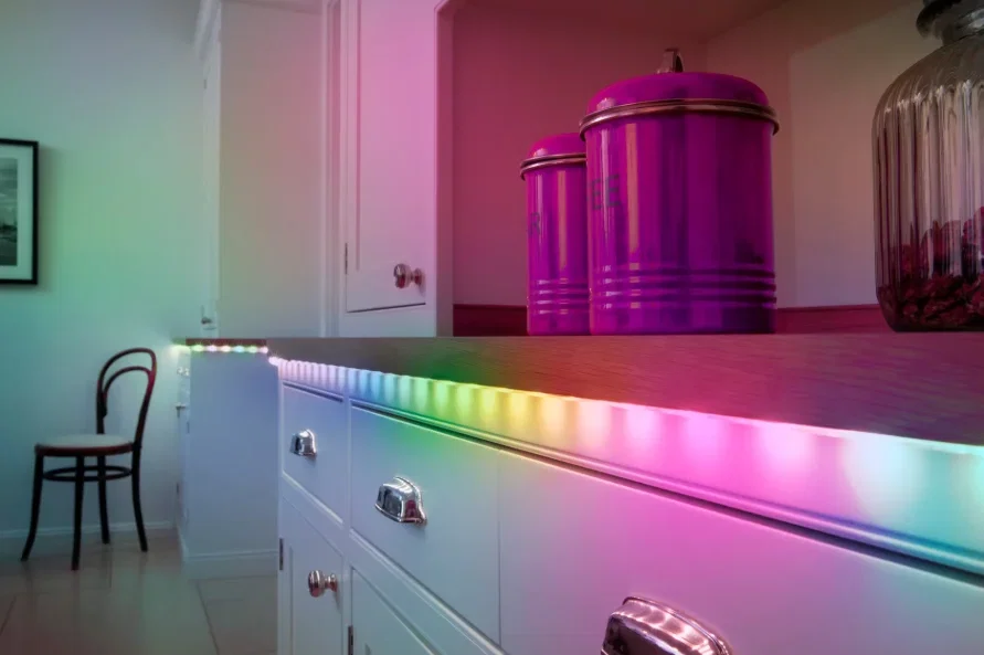 Ledvance Indoor RGBW LED-Strip (8 x 5m) – 40 Meter Licht