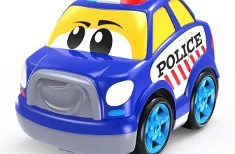 Ein blaues Polizeiauto mit Cartoon-Gesicht, gelben Augen und blauen Rädern