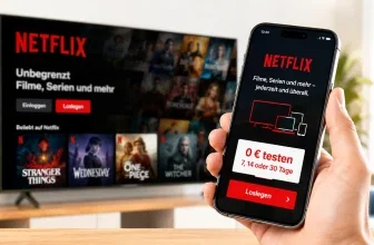 Ein Smartphone zeigt die Netflix-Website mit einem Angebot für eine kostenlose Testphase, im Hintergrund ein Fernseher mit der Netflix-Startseite.