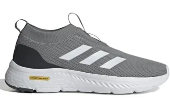 Graue adidas Cloudfoam Move Sock Sneaker mit weißen Streifen und weißer Sohle