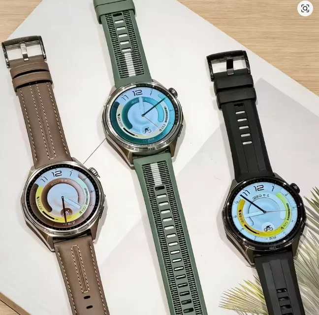 Drei Huawei Watch GT 6 Modelle mit braunem, grünem und schwarzem Armband