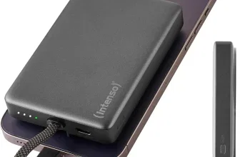 Intenso MC10000 Powerbank mit magnetischer Rückseite und integriertem USB-C-Kabel