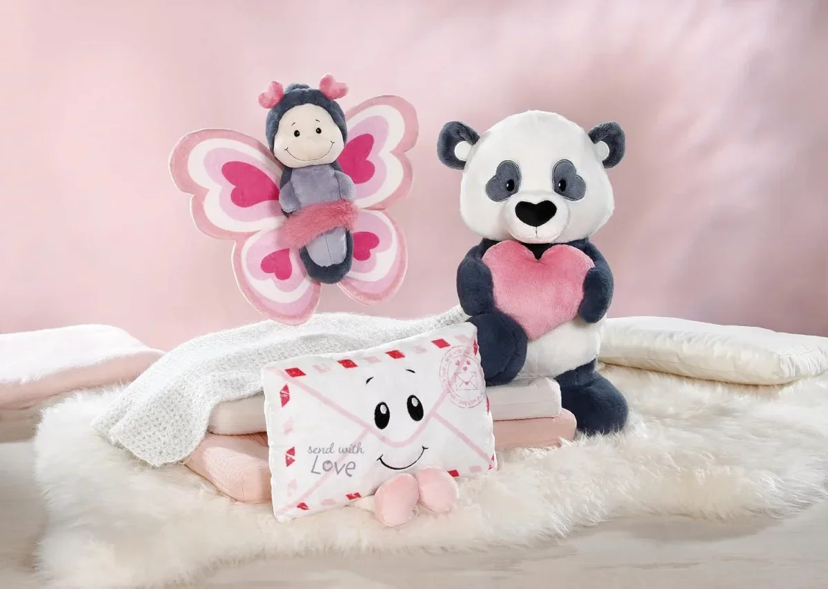 NICI Kuscheltier Love Panda mit Herz 20cm